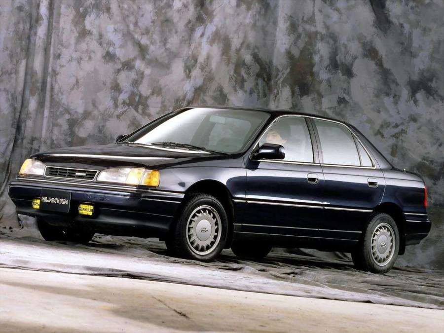 Hyundai Elantra '1990